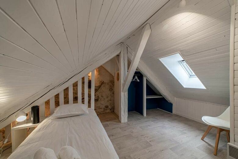 L'authentic Private Triplex Apartment
