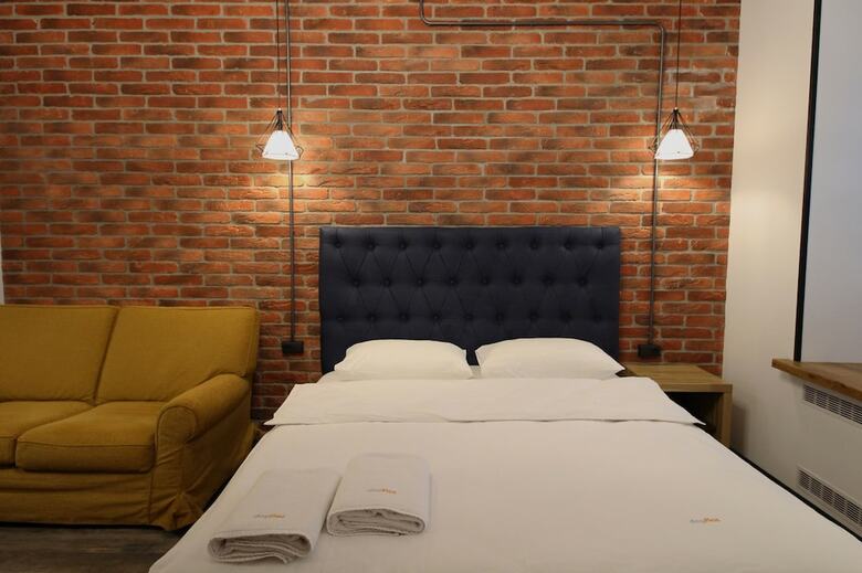 Central Dayflat Apartments