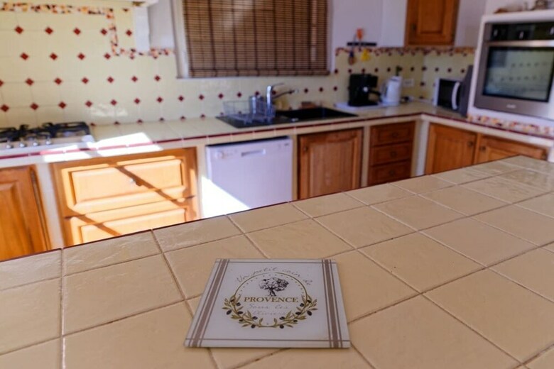 La Luciole Provencal Private Villa