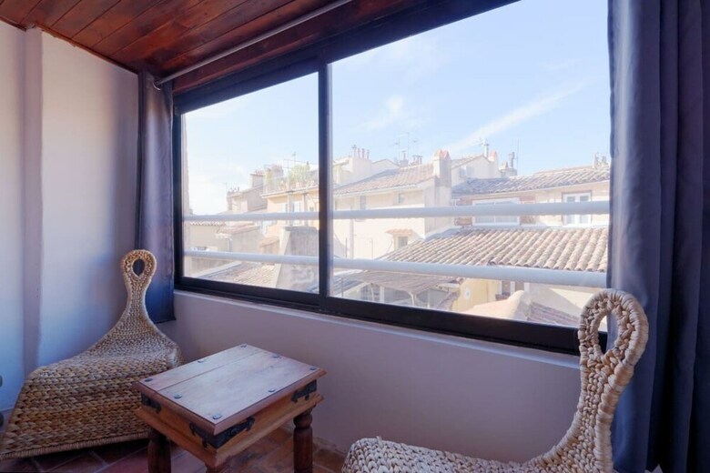 Granet Private Duplex Apartment