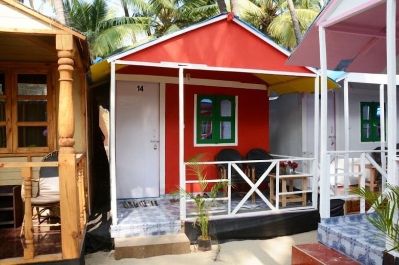 Hotel Neptune Point Beach Resort