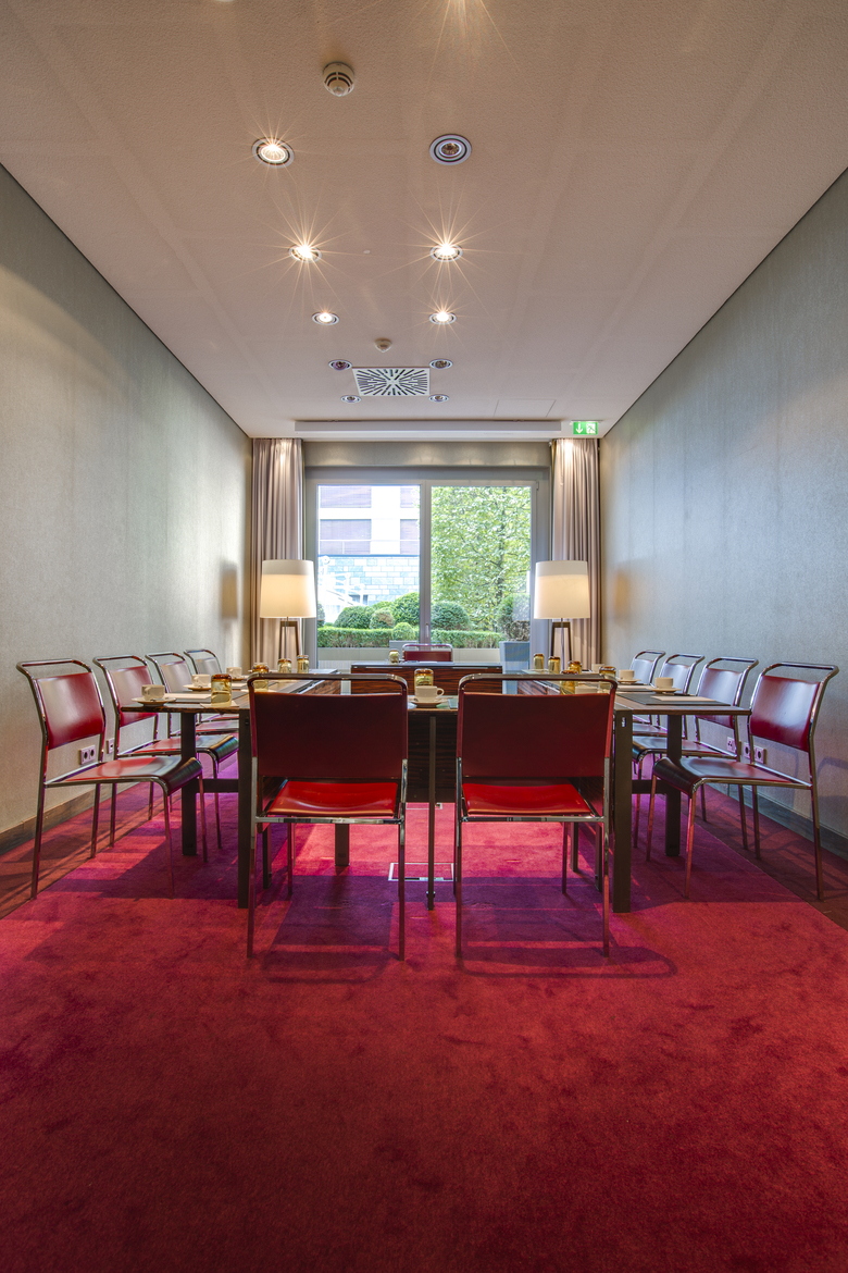 Radisson Blu Media Harbour Hotel, D�sseldorf