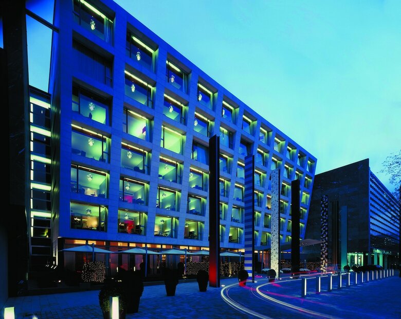 Radisson Blu Media Harbour Hotel, D�sseldorf
