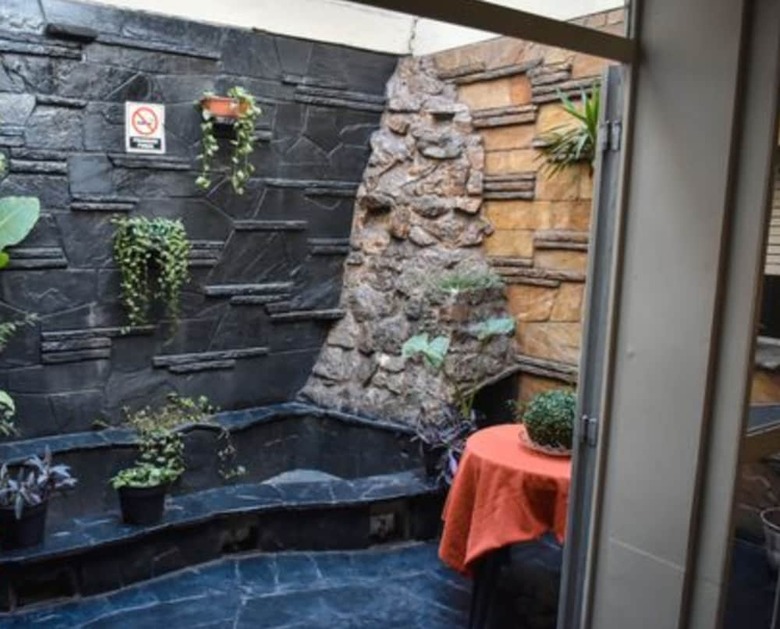 Casi Guemes Hotel