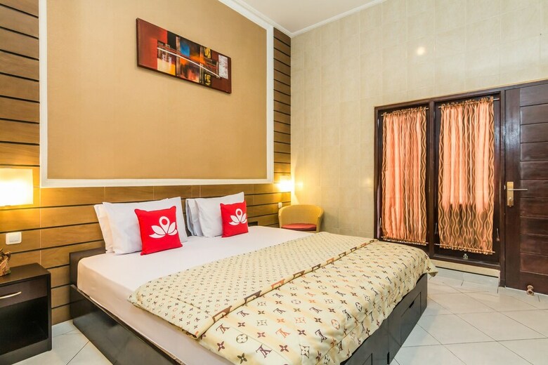 Hotel Zen Rooms Denays House