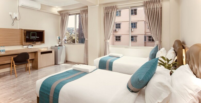 Hostal Serene Stays Hotel