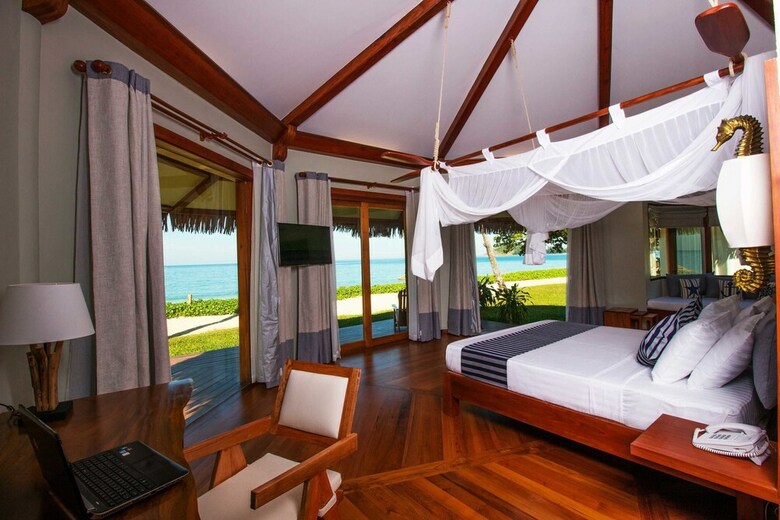 Hotel Pristine Mermaid Resort