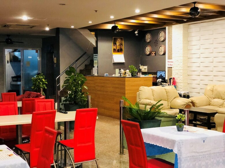 Oyo 861 Patong Dynasty Hotel