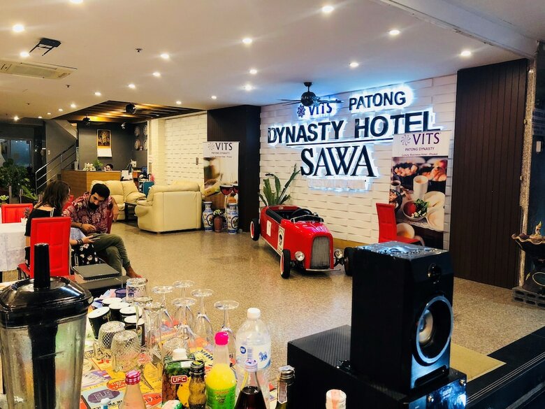 Oyo 861 Patong Dynasty Hotel