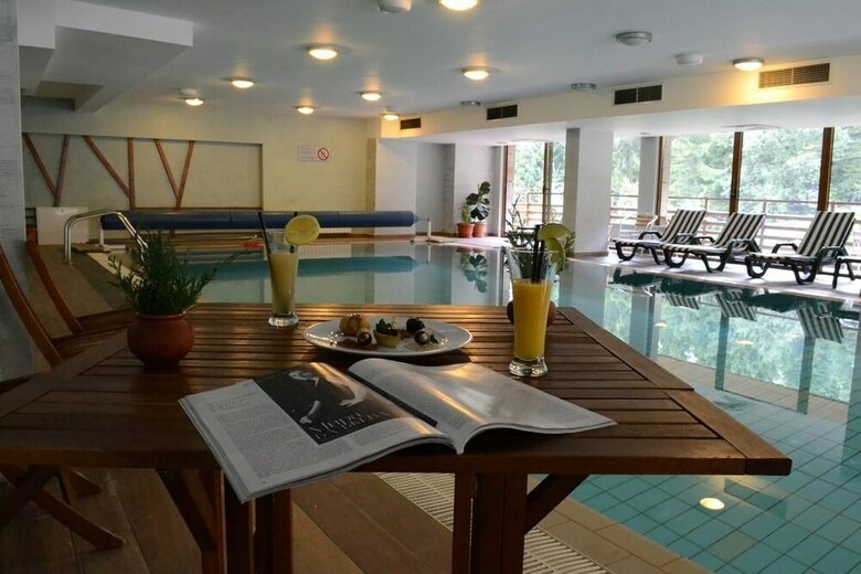 Club Hotel Yanakiev