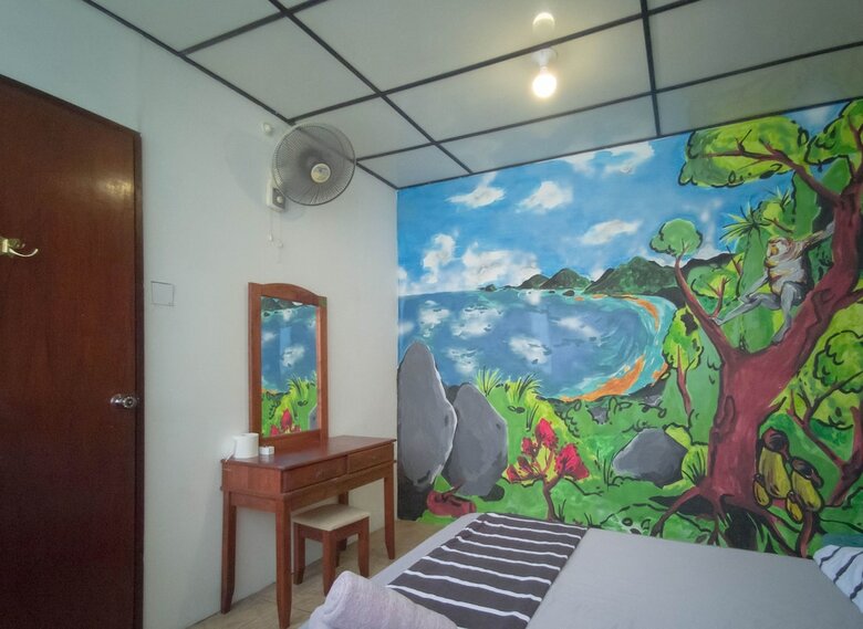 Hostal Le Nomade Hostel