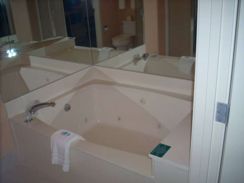 Vermilion River Suites Hotel