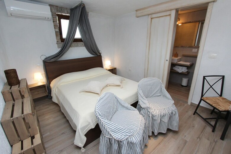 Apartments Midea 2