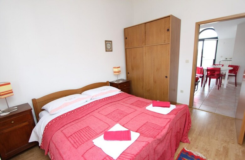 Apartments Milena
