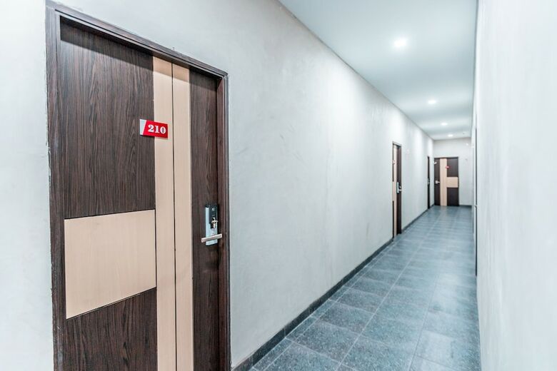 Hostal Kaya House A Co-living@ Pluit