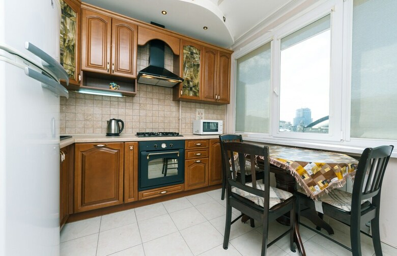 4-room Apartment Kiev Opera View