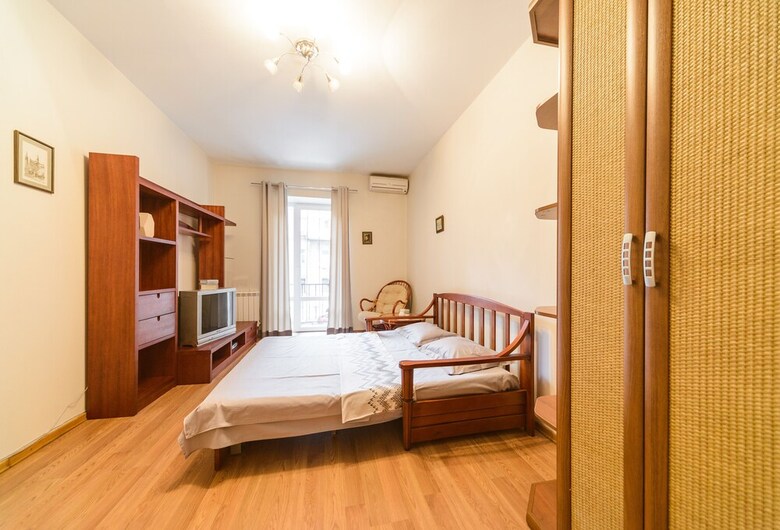 1-room Apartments Kiev City Center 43