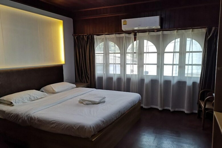 Oyo 822 Thai Sabai Hotel