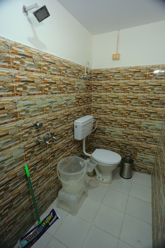 Hotel Ambika Resort