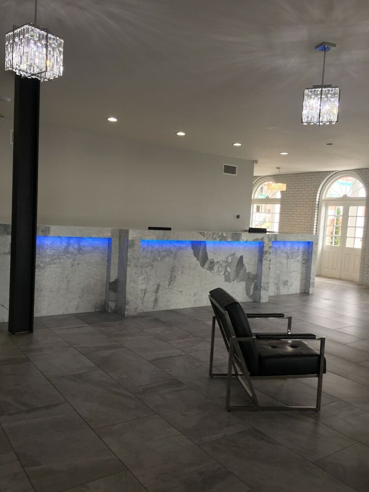 Midtown Hotel - Downtown New Orleans