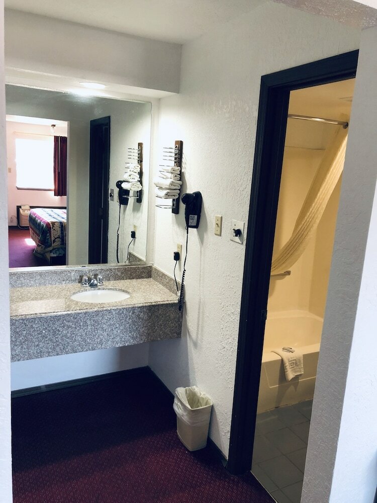 Motel Meridian Inn