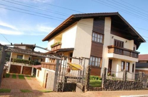 Hostal Pousada Adler