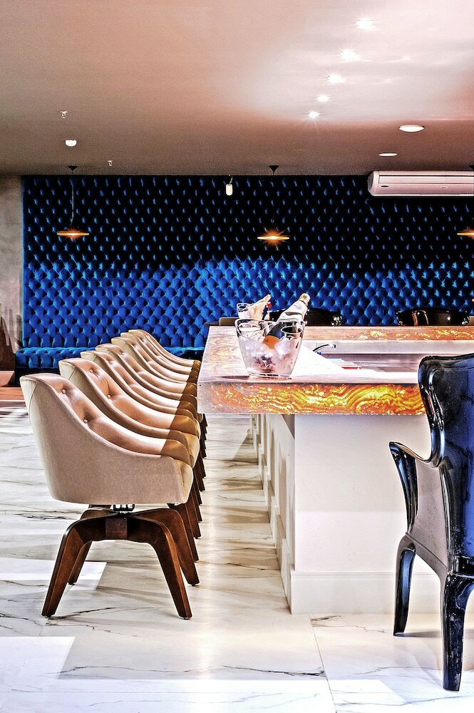 Brut By Slaviero Hot�is