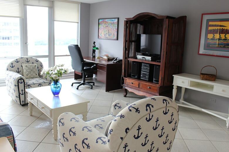The Pavilion Residences - Beach Front