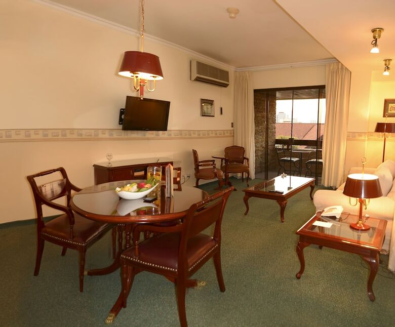 Aparthotel Suites Toborochi