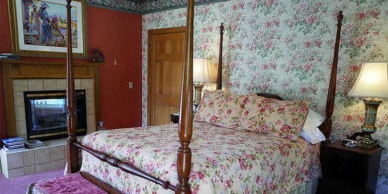 Innisfree Bed & Breakfast By-the-lake