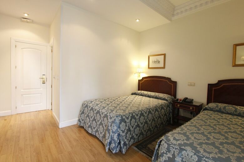 Hostal El Rincon De Gran Via