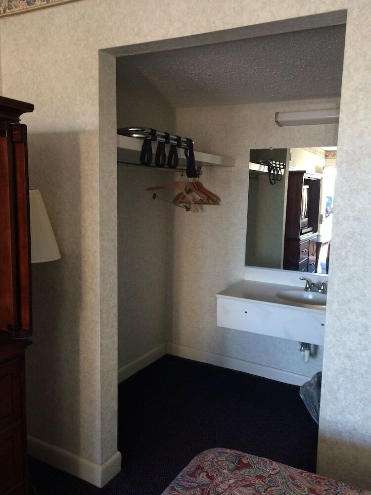 Motel All Day Inn