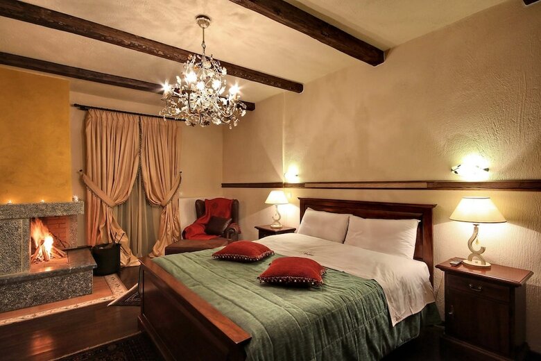 Hotel Aiora Luxury Suites