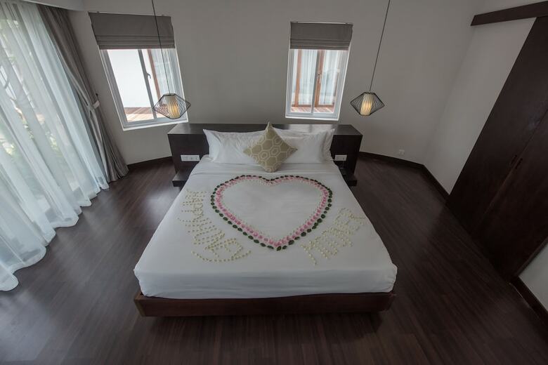 Hotel Ren Resort