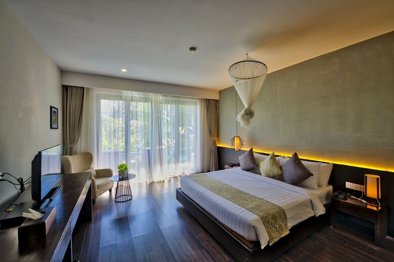 Hotel Ren Resort