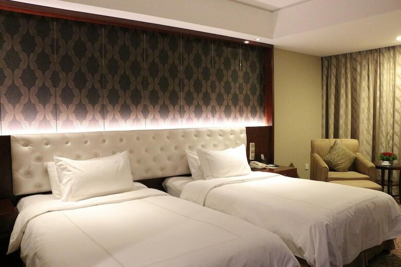 Nanjing Shuguang International Hotel