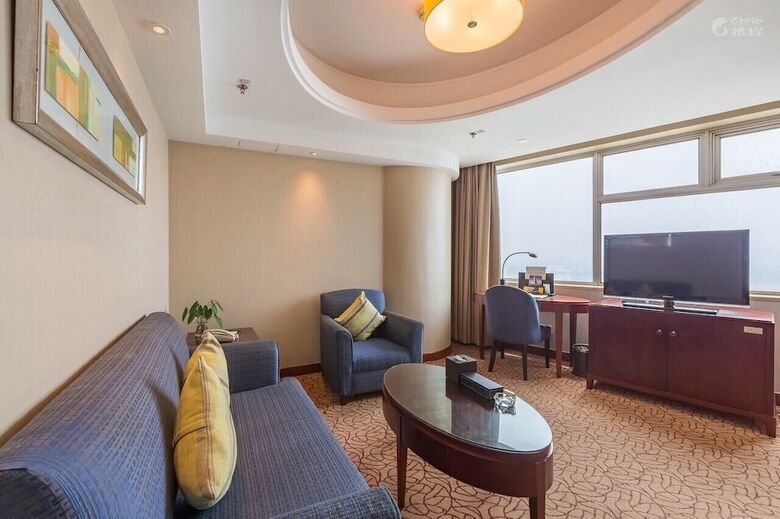 Nanjing Shuguang International Hotel