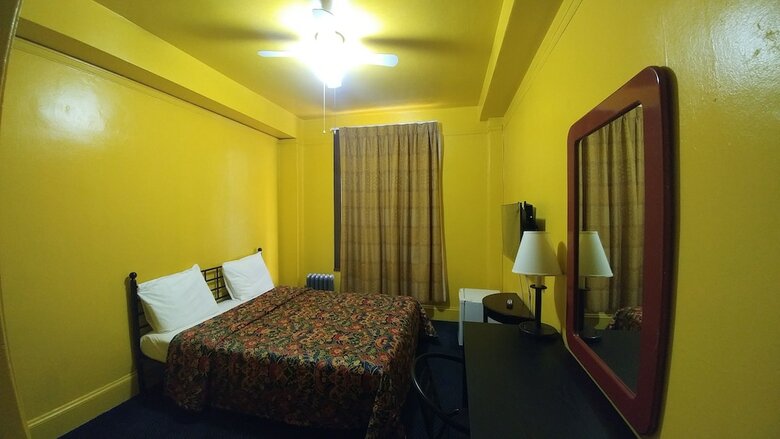 Taylor Hotel