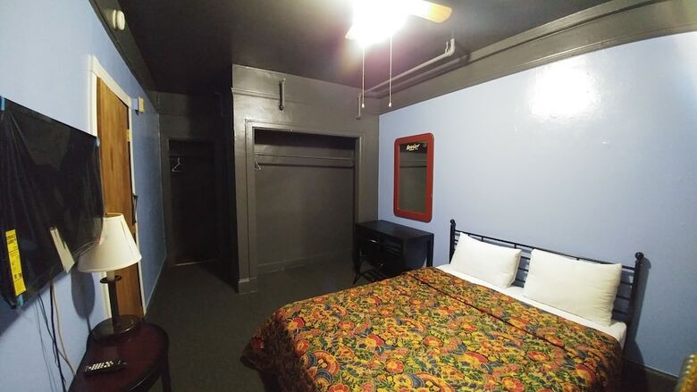 Taylor Hotel