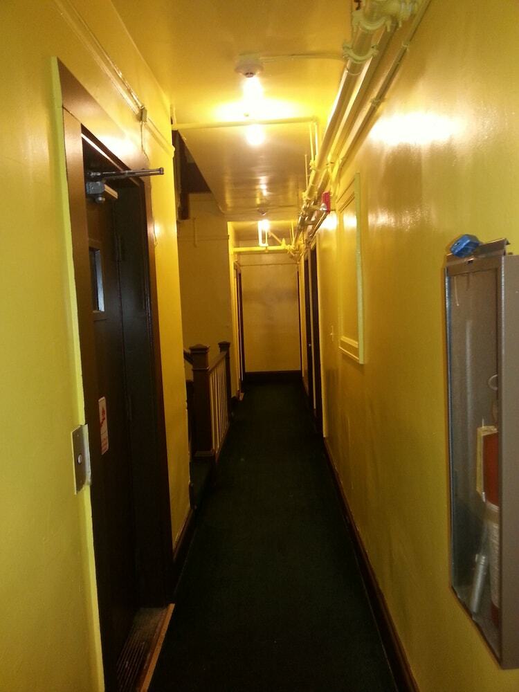 Taylor Hotel
