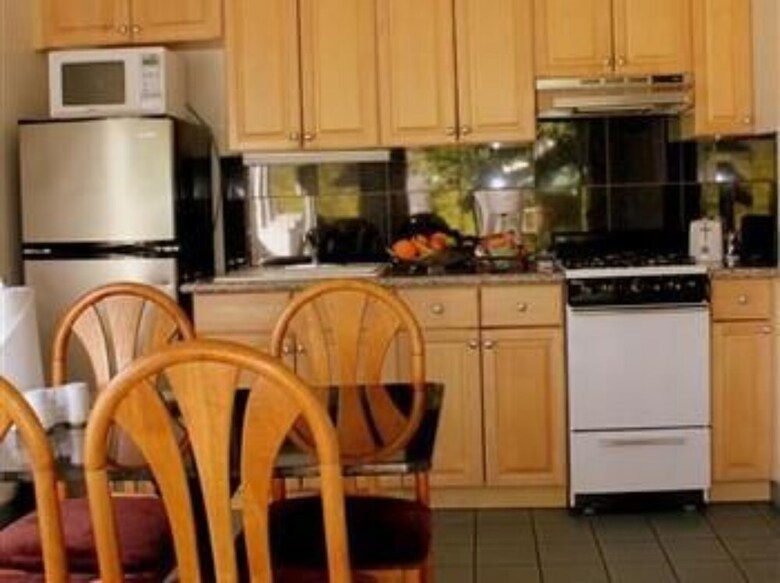 Motel Andril Fireplace Cottages