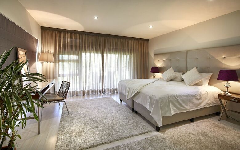 Dynasty Forest Sandown Hotel & Conference Centre