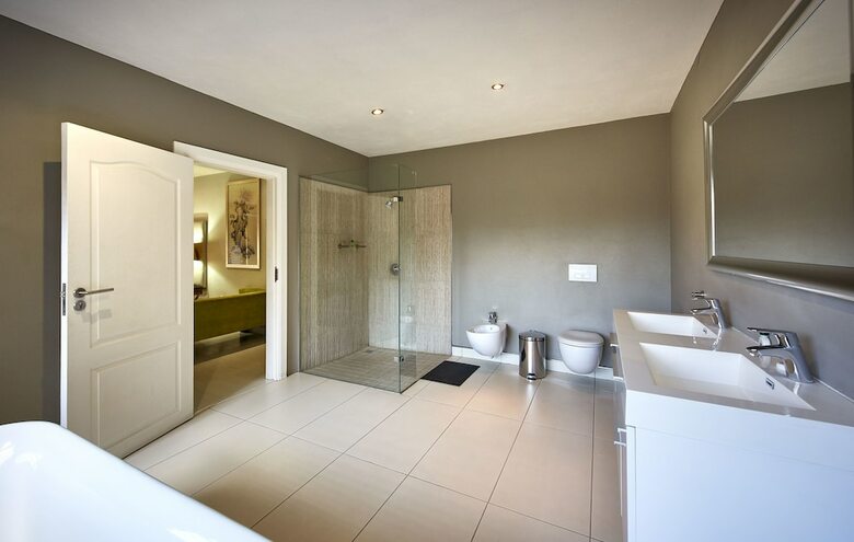 Dynasty Forest Sandown Hotel & Conference Centre