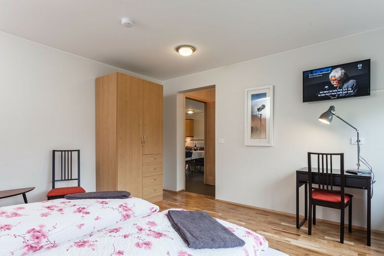 Hotel Guesthouse Garun, Skolavellir