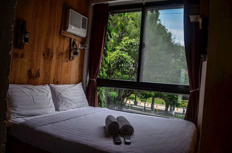 Cabins By Eco Hotel Tagaytay
