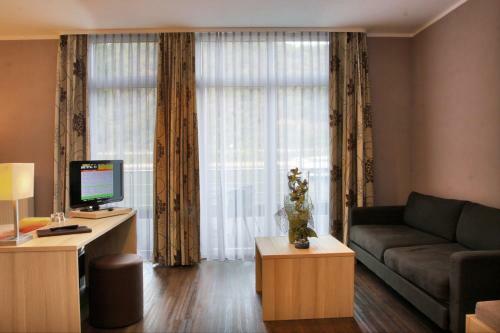Hotel Rheink�nig