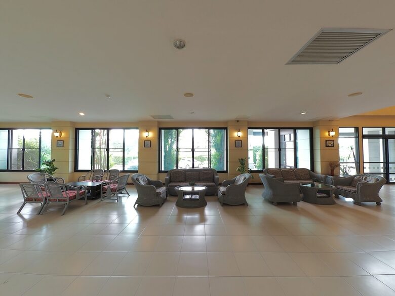 Oyo 456 Nipa Garden Hotel