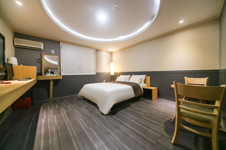 Motel K Hotel