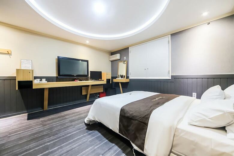 Motel K Hotel