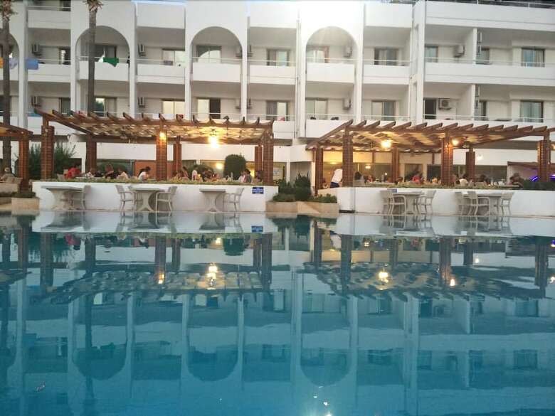 Alt?norfoz Hotel